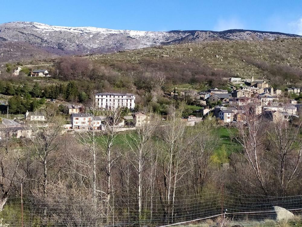 Apartamento Angostrina アングストリンヌ エクステリア 写真